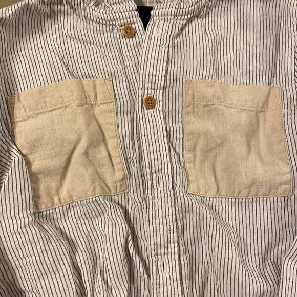 2 button down shirts, long sleeve, size 3T, old navy, art class - Picture 4 of 4